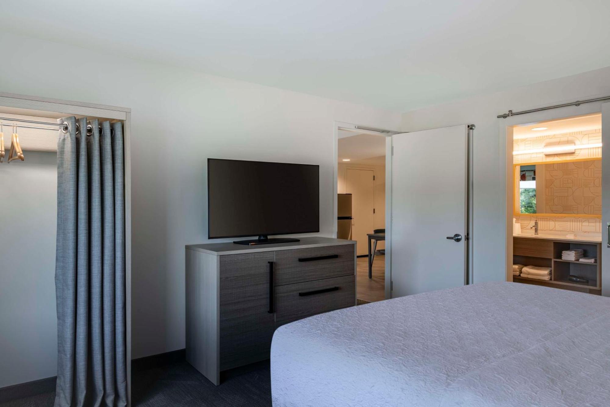Home2 Suites By Hilton East Haven New Haven ภายนอก รูปภาพ