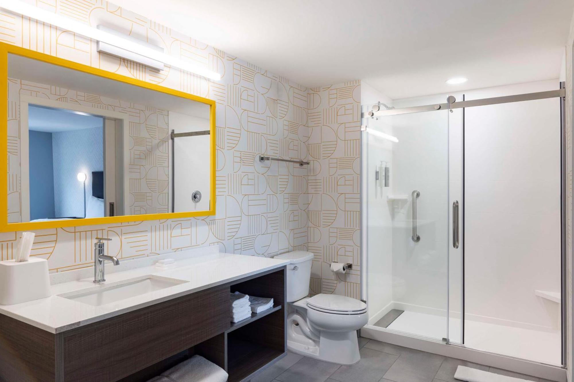 Home2 Suites By Hilton East Haven New Haven ภายนอก รูปภาพ