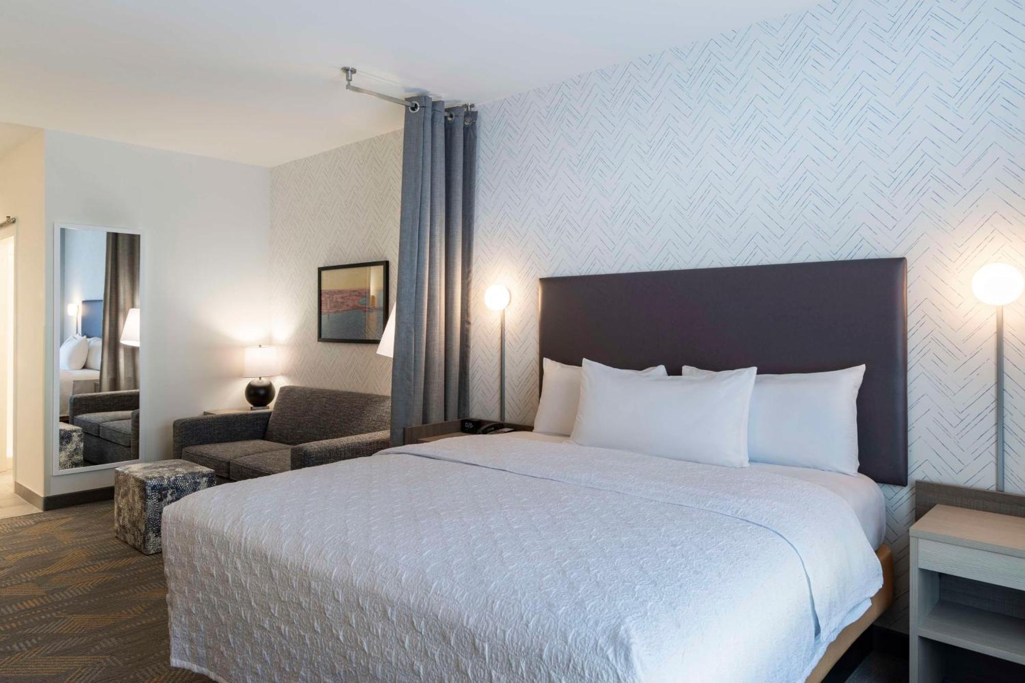 Home2 Suites By Hilton East Haven New Haven ภายนอก รูปภาพ