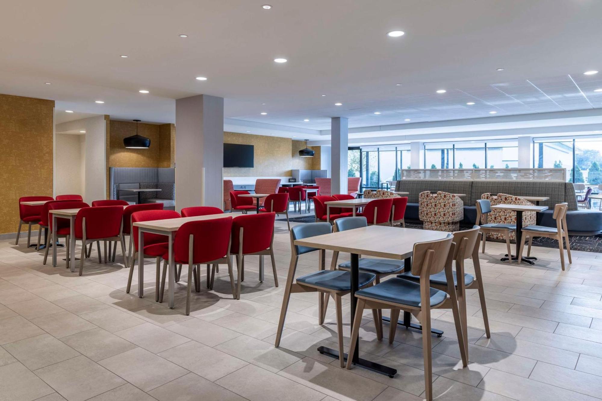Home2 Suites By Hilton East Haven New Haven ภายนอก รูปภาพ
