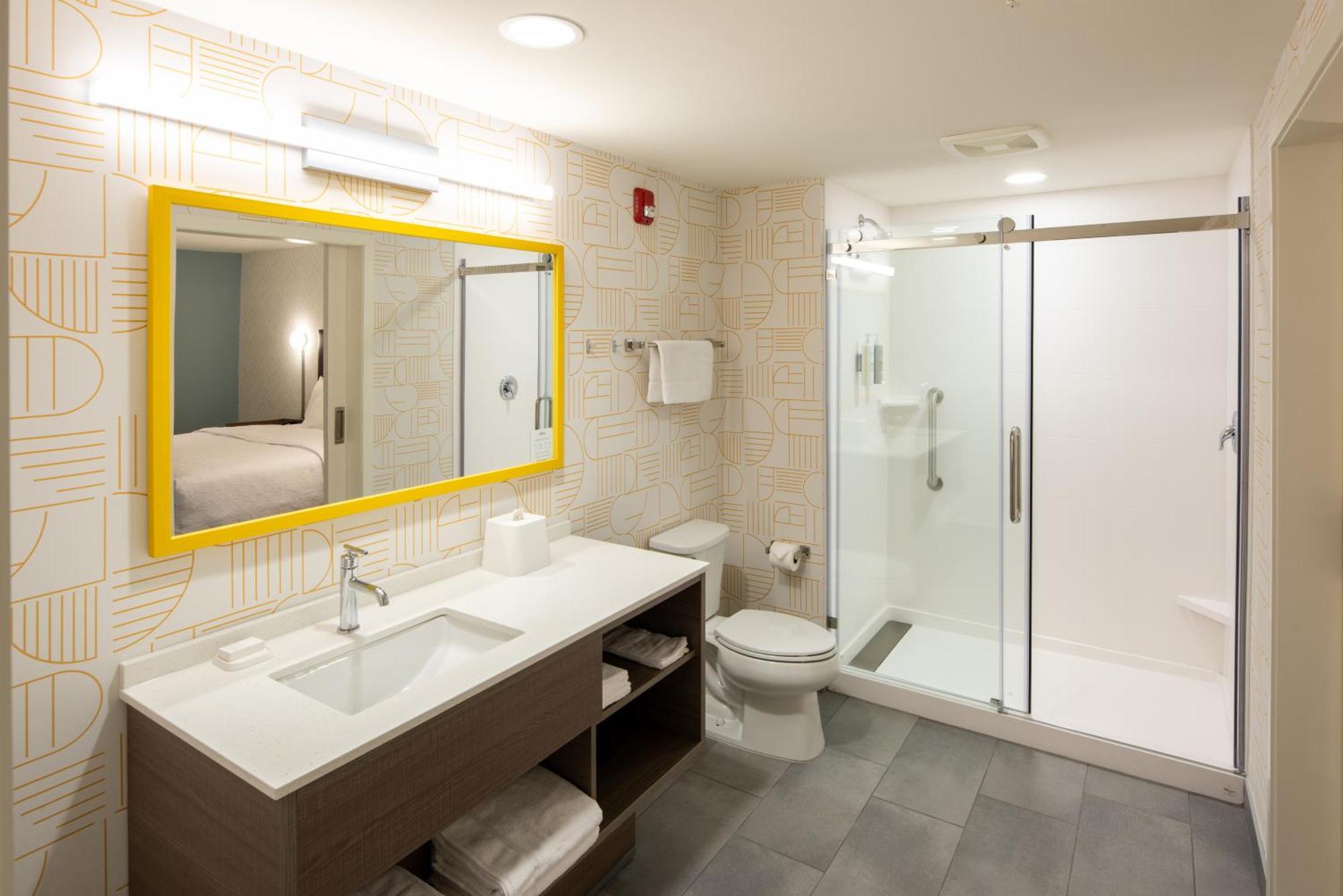 Home2 Suites By Hilton East Haven New Haven ภายนอก รูปภาพ